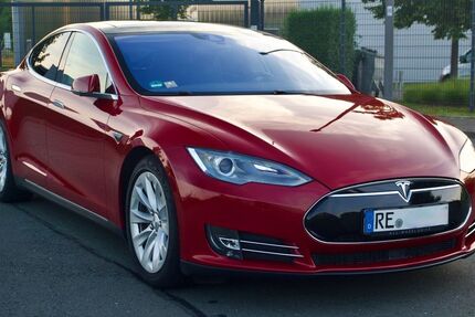 Tesla Model S 195.141 km 19.019 &euro; Castrop-Rauxel 44581