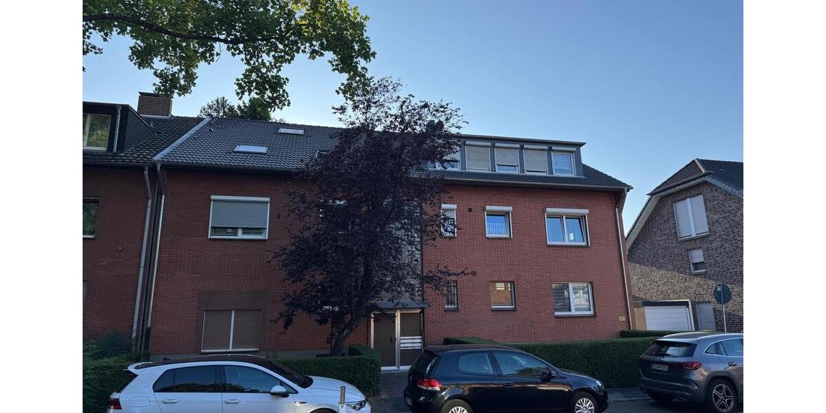 Dachgeschoßwohnung Duisburg Essenberg - 3 Zimmer, 68 m&sup2;, 760&euro; | Angebot:25857292