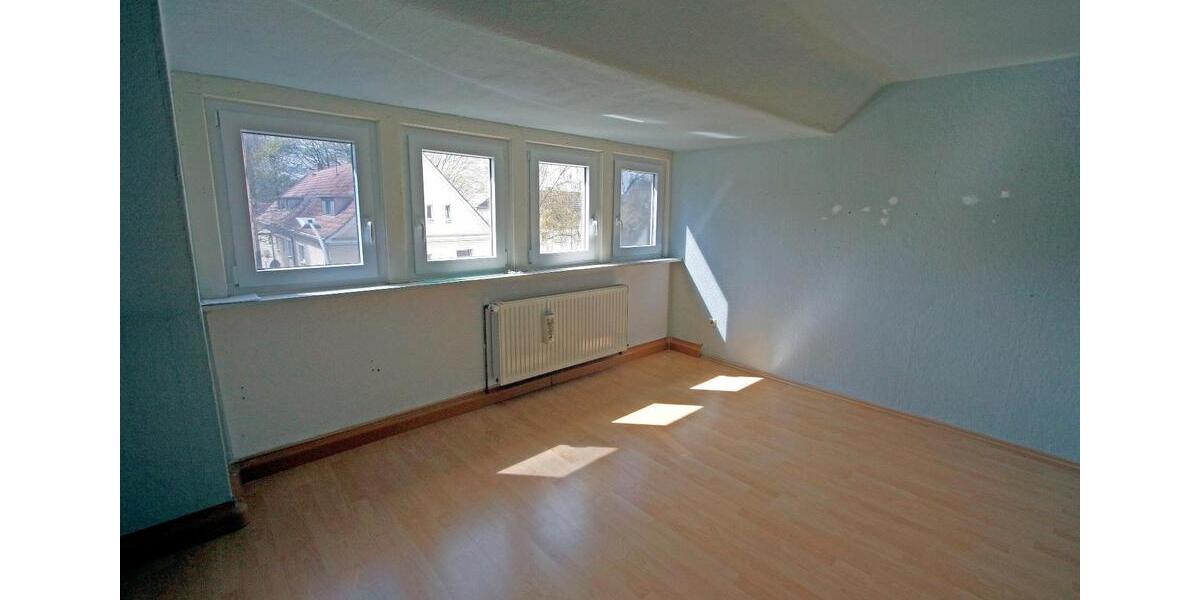 Dachgeschoßwohnung Essen Frillendorf - 3 Zimmer, 70 m&sup2;, 500&euro; | Angebot:26341751