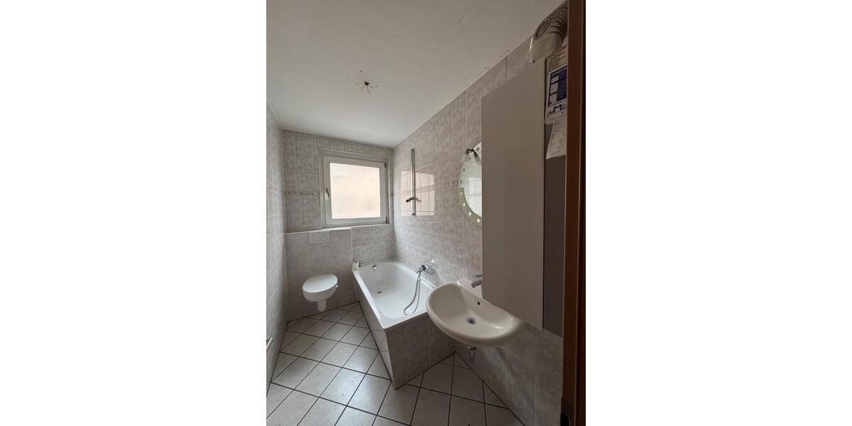 4-Zimmer | 86 qm | 1. OG | Kein Balkon | Im Herzen von Homberg 4 zimmer