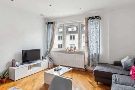 Wohnung zum Kaufen in Düsseldorf 324.000 € 70.83 m²