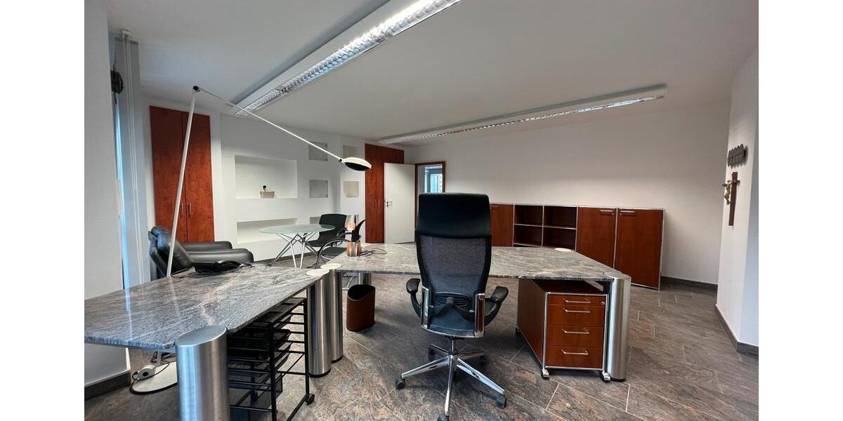 Repräsentative Büro- Praxisfläche am Marktplatz Herne-Sodingen zimmer