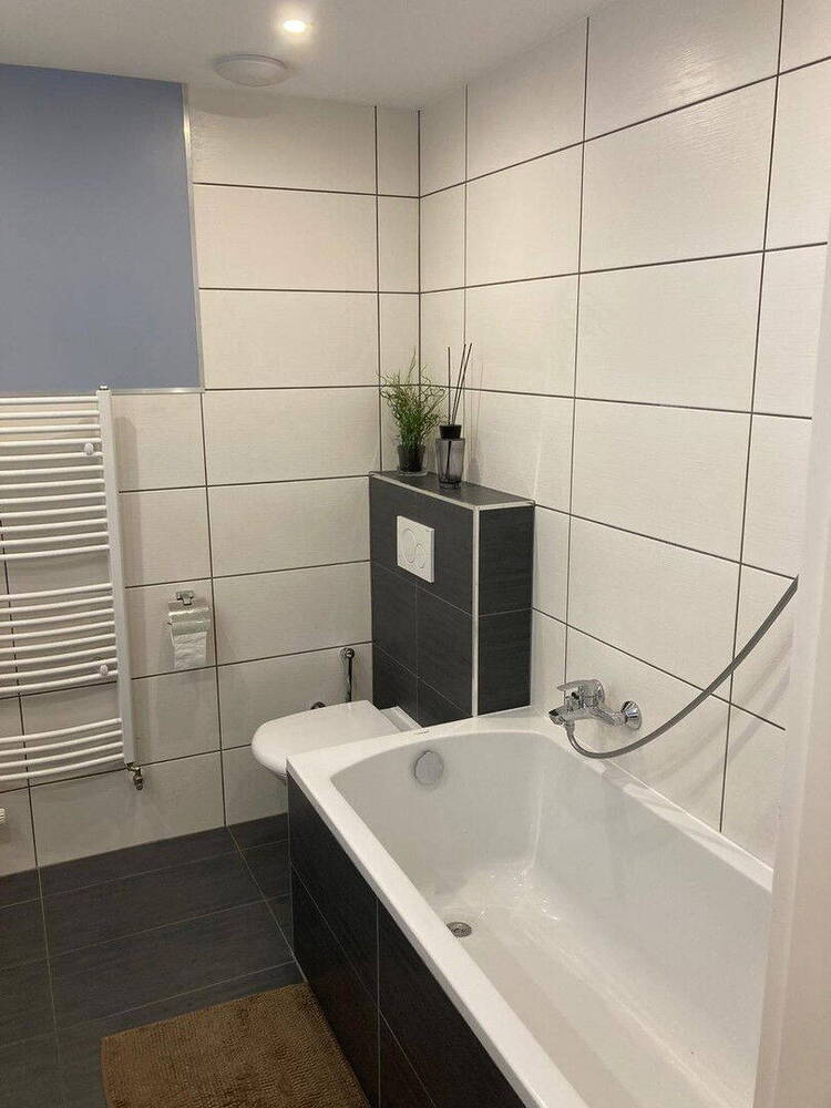 Wunderschöne 3-Zimmer Wohnung in Düsseldorf-Kaiserswerth mit TG Platz Provisionsfrei