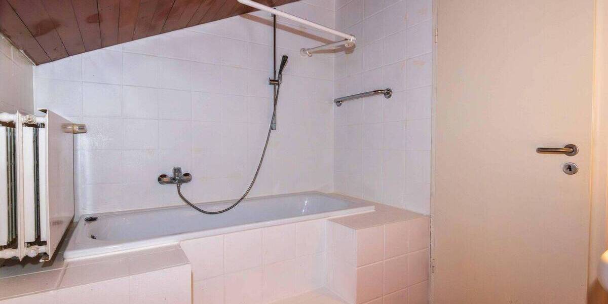 Einfamilienhaus Düsseldorf Mörsenbroich - 3 Zimmer, 100 m&sup2;, 1.650&euro; | Angebot:26861727