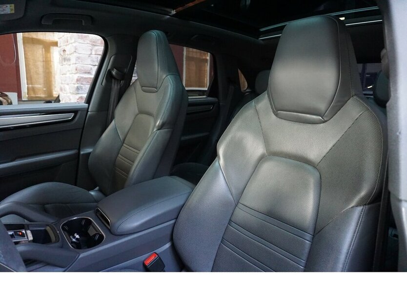 Porsche Cayenne S Bose HA-Lenk Pano Sport-AGA 360° Matrix 92.707 km 56.900 € Wuppertal 42327