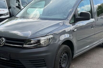 VW Caddy 174.100 km 11.500 &euro; Duisburg 47249