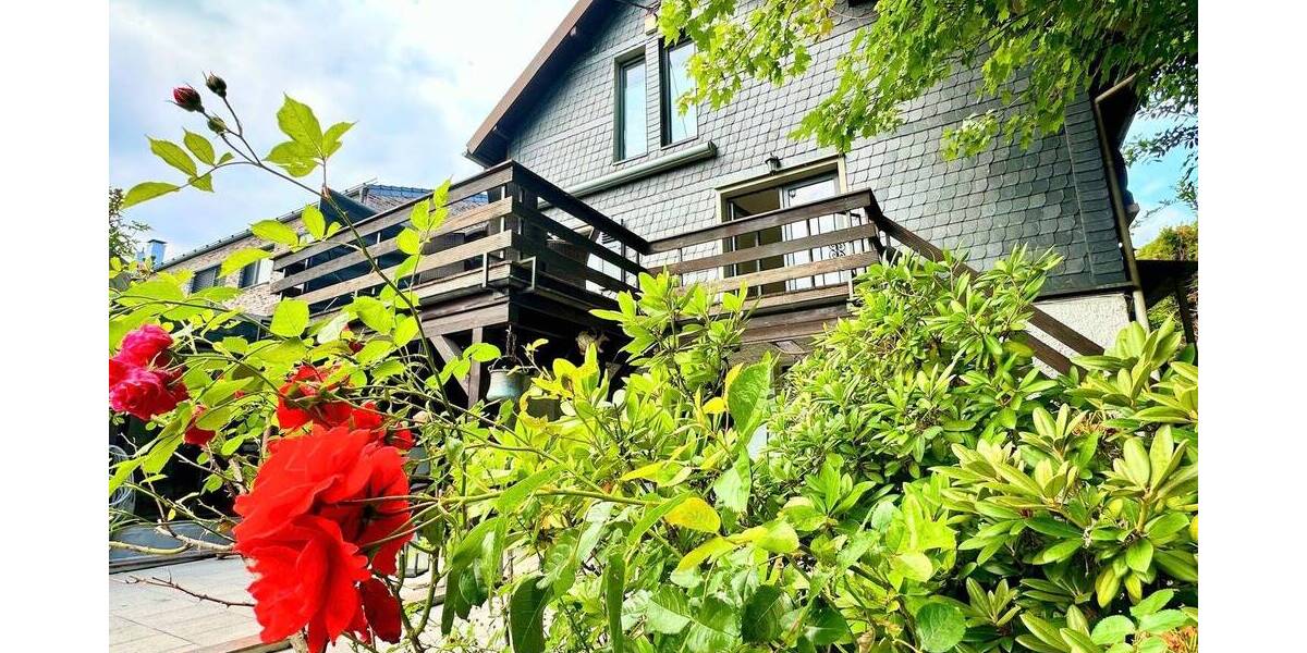 Freistehendes Einfamilienhaus mit Garage, Stellplatz & großem Garten - Ihr neues Wohlfühl-Zuhause! 4 zimmer