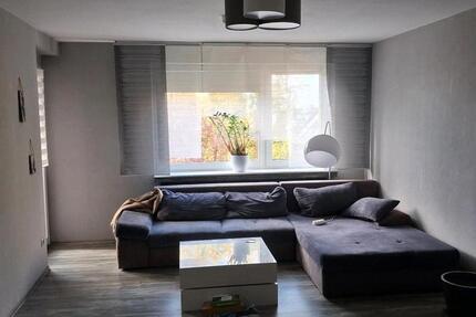 3 Zimmer Wohnung mit Balkon 2. OG Voerde von privat ab 01. Feb 26 zimmer