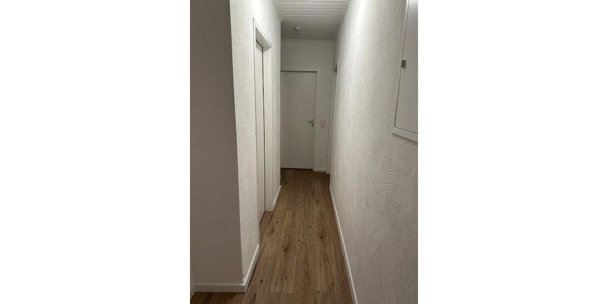 Erdgeschoßwohnung Wuppertal Gemarkung Nächstebreck - 4 Zimmer, 107 m&sup2;, 800&euro; | Angebot:26192314