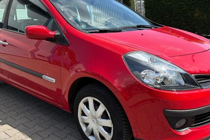 Renault Clio 115.000 km 3.490 &euro; Oer-Erkenschwick 45739