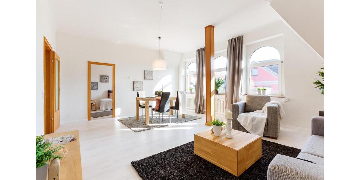 Charmante 2-Zimmer Dachgeschosswohnung in Duisburg-Laar 3 zimmer