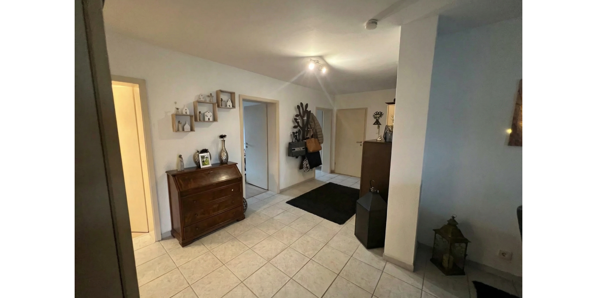 Geräumige möblierte 3-Zimmer-Wohnung mit 2 Bädern & Tiefgarage - Gladbeck Innenstadt - Etagenwohnung Gladbeck | Angebot:25813840