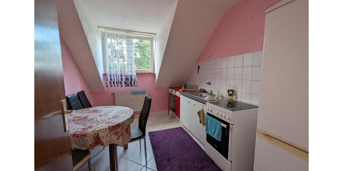 Preis Reduziert! Schöne 55 qm DG-Wohnung in GE Bulmke günstig. 2 zimmer
