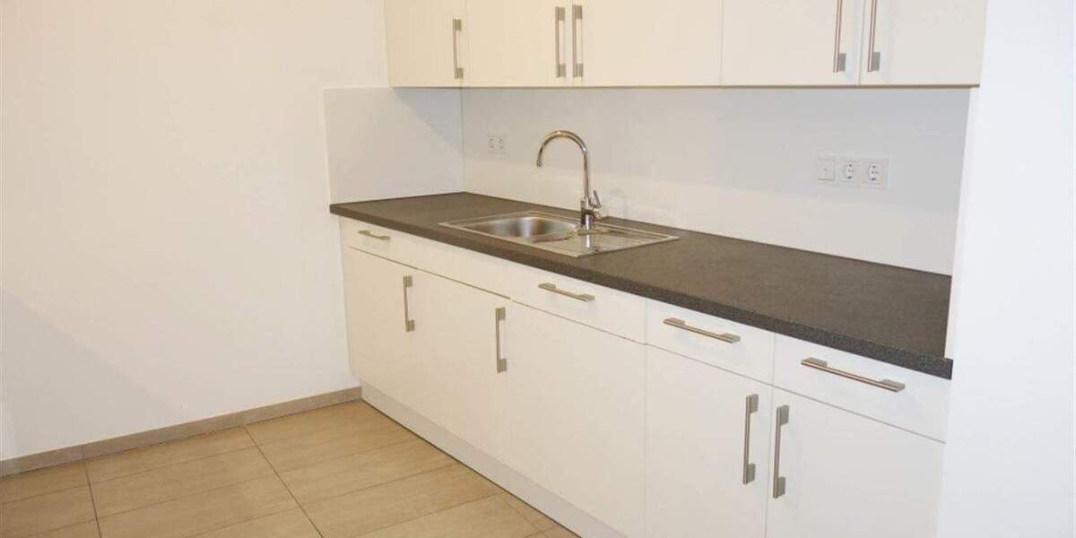 Etagenwohnung Düsseldorf Flingern Nord - 3 Zimmer, 117 m&sup2;, 1.879&euro; | Angebot:25361594