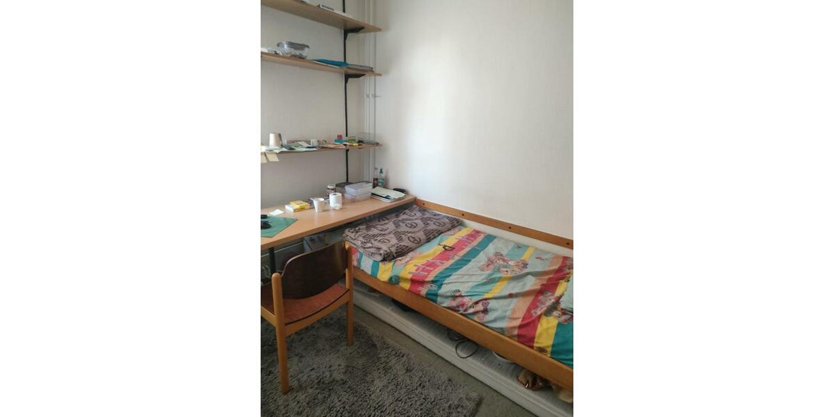 Etagenwohnung Bochum Laer - 1 Zimmer, 15 m&sup2;, 450&euro; | Angebot:25830183
