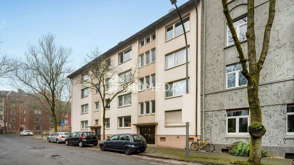 Zusammengelegt und modernisiert - großzügige Wohnung mit zwei Kellerräumen in Bochum-Hamme 5 zimmer