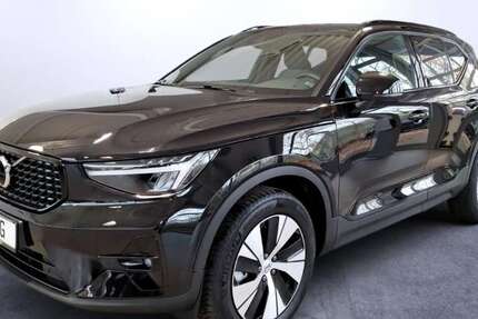 Volvo XC40 24.146 km 32.390 &euro; Recklinghausen 45659