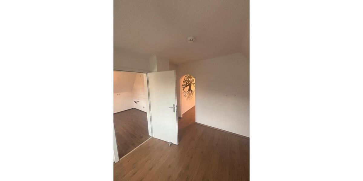 Dachgeschoßwohnung Gladbeck Brauck - 2 Zimmer, 36 m&sup2;, 500&euro; | Angebot:26478512