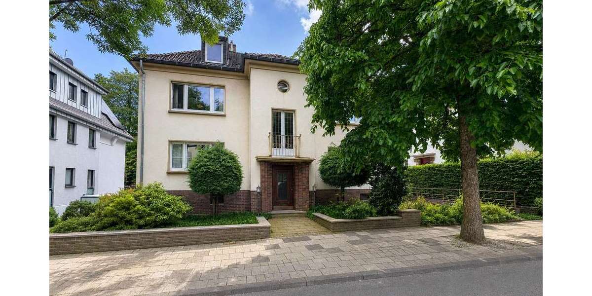 Etagenwohnung Essen / Stadtwald Stadtwald - 2 Zimmer, 55 m&sup2;, 194.000&euro; | Angebot:26933263