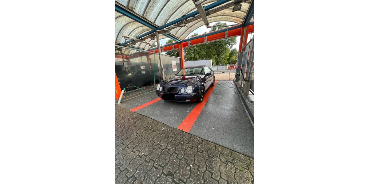 Mercedes-Benz CLK 320 175.000 km 3.700 &euro; Schwelm 58332