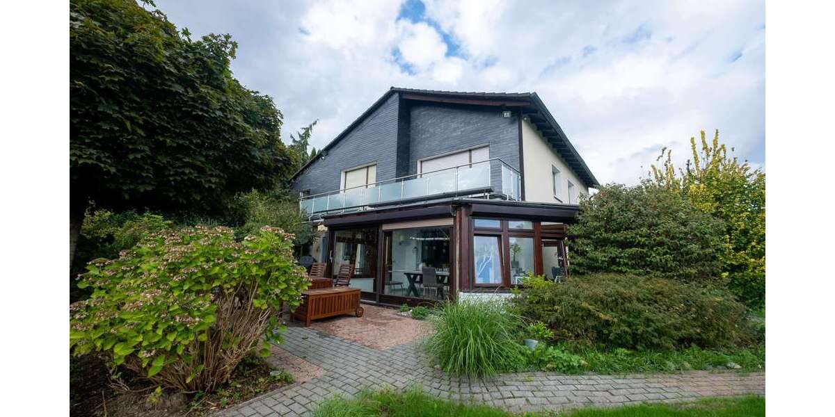 Einfamilienhaus Wuppertal Gemarkung Ronsdorf - 9 Zimmer, 185 m&sup2;, 495.000&euro; | Angebot:27452468