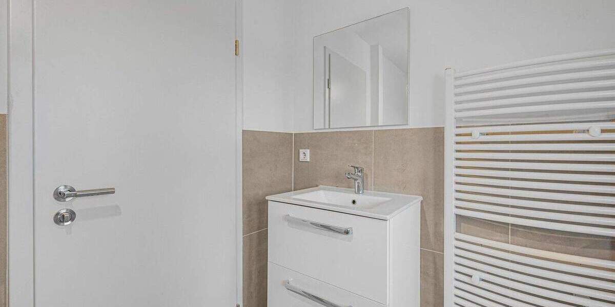 Erstbezug nach Komplettsanierung - Ruhige Lage in Gelsenkirchen-Erle 4 zimmer