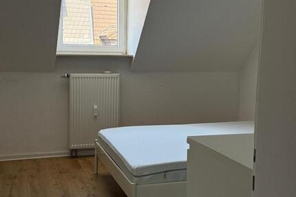 Dachgeschoss Wohnung DU Hochfeld höhe Bethesda Krankenhaus 4 zimmer