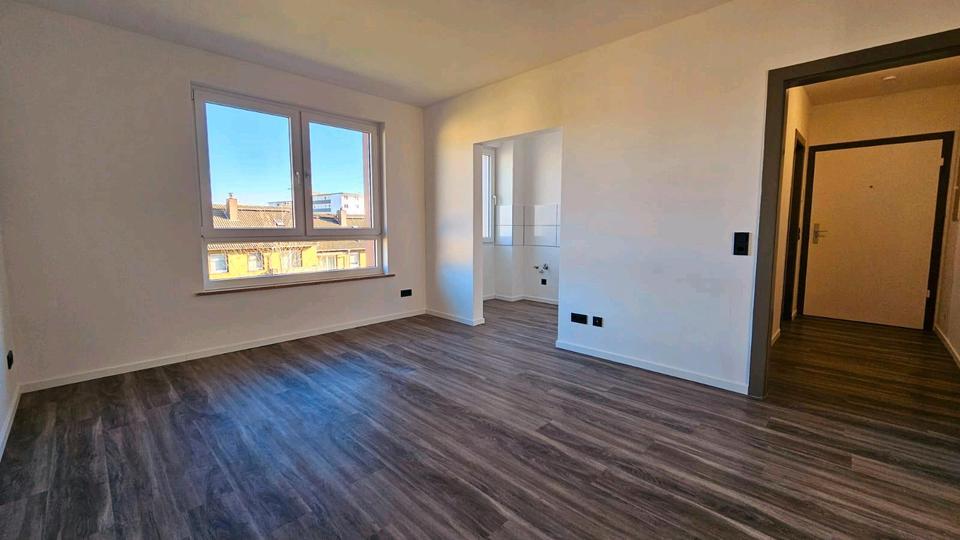 Kernsanierte 2 Zi Wohnung zu verkaufen