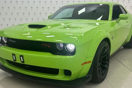 Dodge Challenger 5.454 km 59.000 &euro; Oberhausen 46149