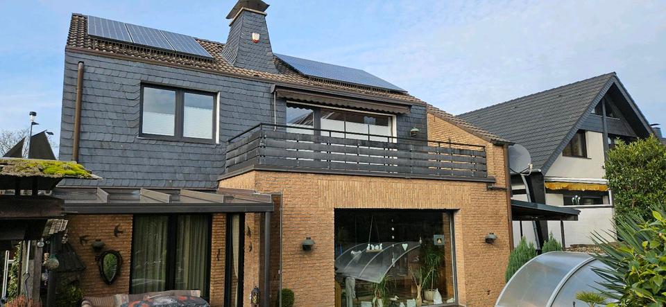 Freistehendes Zweifamilienhaus 6 zimmer