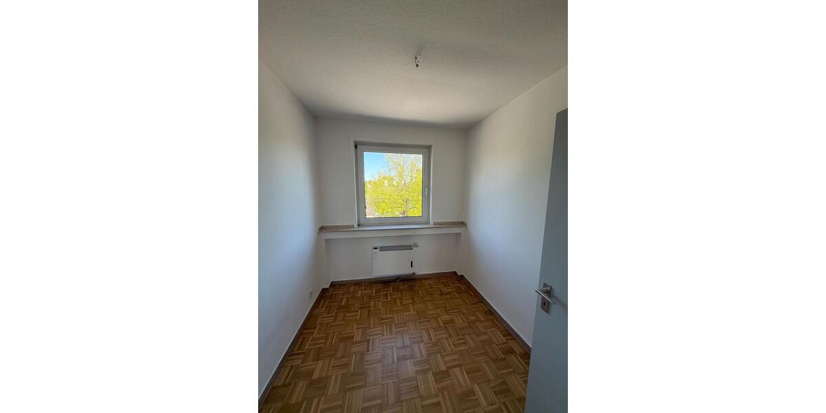 Etagenwohnung Recklinghausen - 4 Zimmer, 87 m&sup2;, 595&euro; | Angebot:26442299