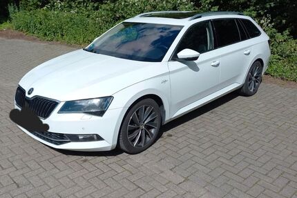 Skoda Superb 127.000 km 22.400 &euro; Bottrop 46240
