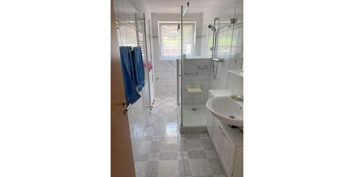 Doppelhaushälfte Essen Kupferdreh - 6 Zimmer, 215 m&sup2;, 670.000&euro; | Angebot:25724207