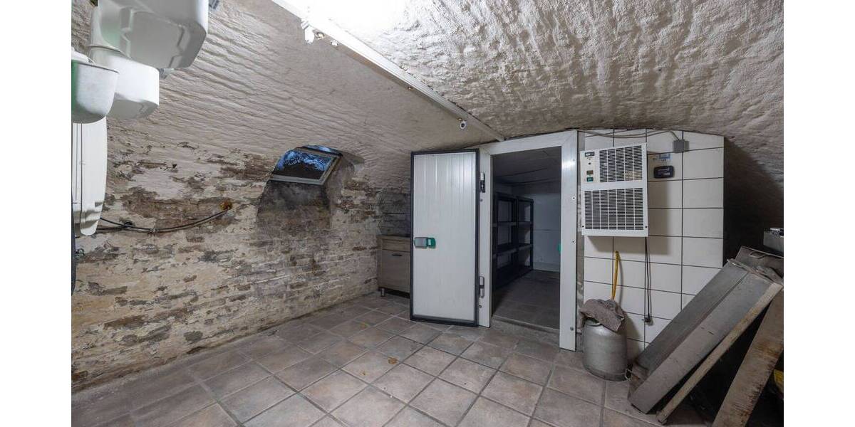 Denkmalgeschütztes Anwesen in idyllischer Lage von Duisburg-Friemersheim 8 zimmer