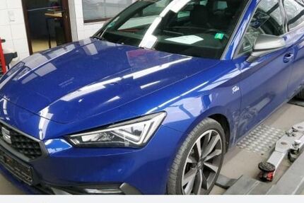 Seat Leon 55.001 km 23.970 &euro; Duisburg 47059