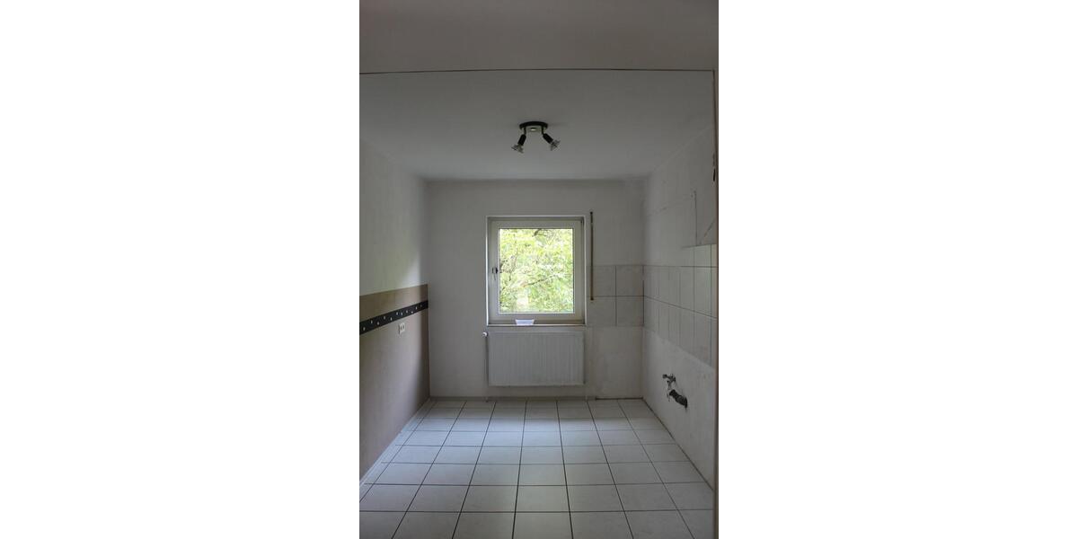 Eigentumswohnung 82 m² Wfl.-3 Zi+Balkon+Keller+EP+Garage 3 zimmer