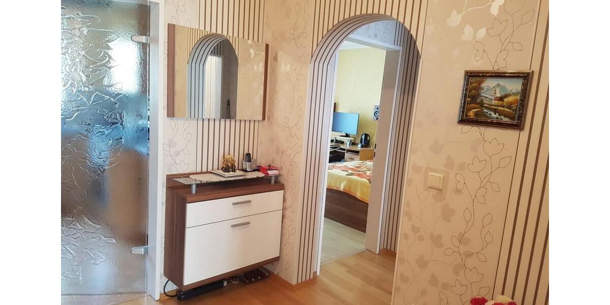 Erdgeschoßwohnung Wuppertal Cronenberg - 4 Zimmer, 113 m&sup2;, 299.000&euro; | Angebot:24901095