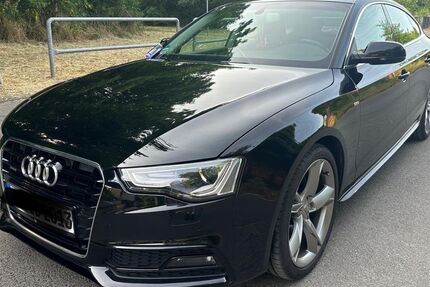 Audi A5 156.000 km 13.800 &euro; oberhausen 46147
