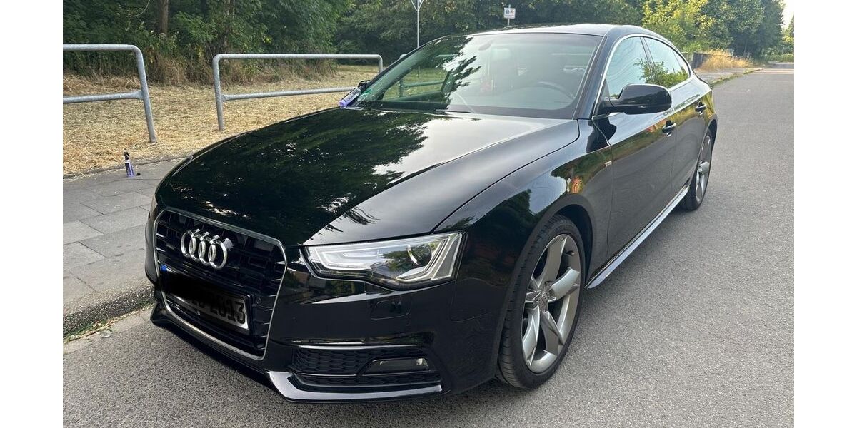 Audi A5 156.000 km 13.800 &euro; oberhausen 46147