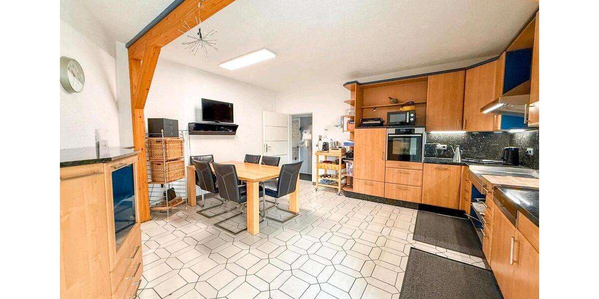 Reihenhaus Duisburg Hamborn - 5 Zimmer, 184 m&sup2;, 325.000&euro; | Angebot:27464599