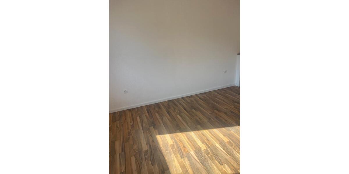 Terrassenwohnung Mülheim an der Ruhr - 3 Zimmer, 90 m&sup2;, 1.000&euro; | Angebot:25793388