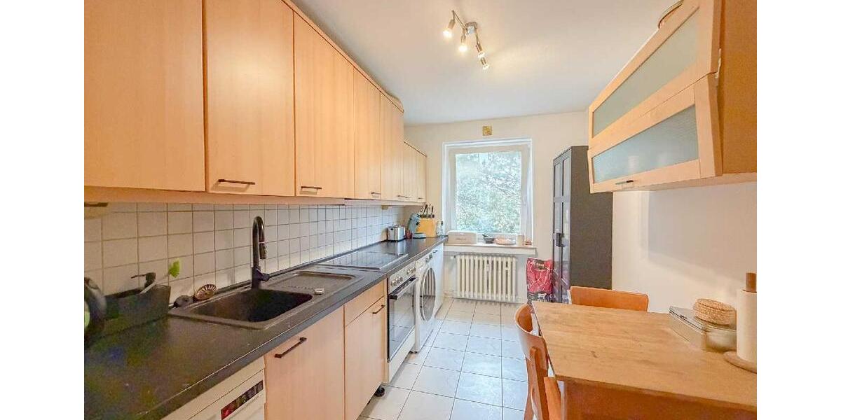 Ratingen-Ost: Großzügige 3-Zimmer-Wohnung mit Balkon und Stellplatz 3 zimmer