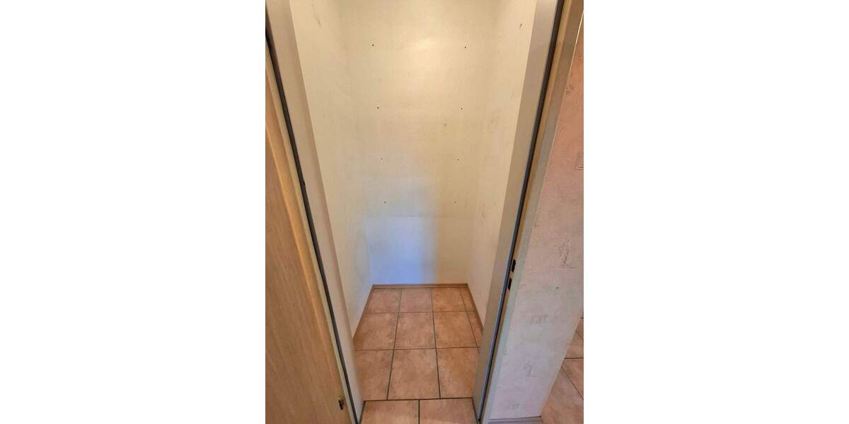 Attraktive 3-Zimmer-Wohnung mit großem Balkon & eigenem PKW-Stellplatz 3 zimmer