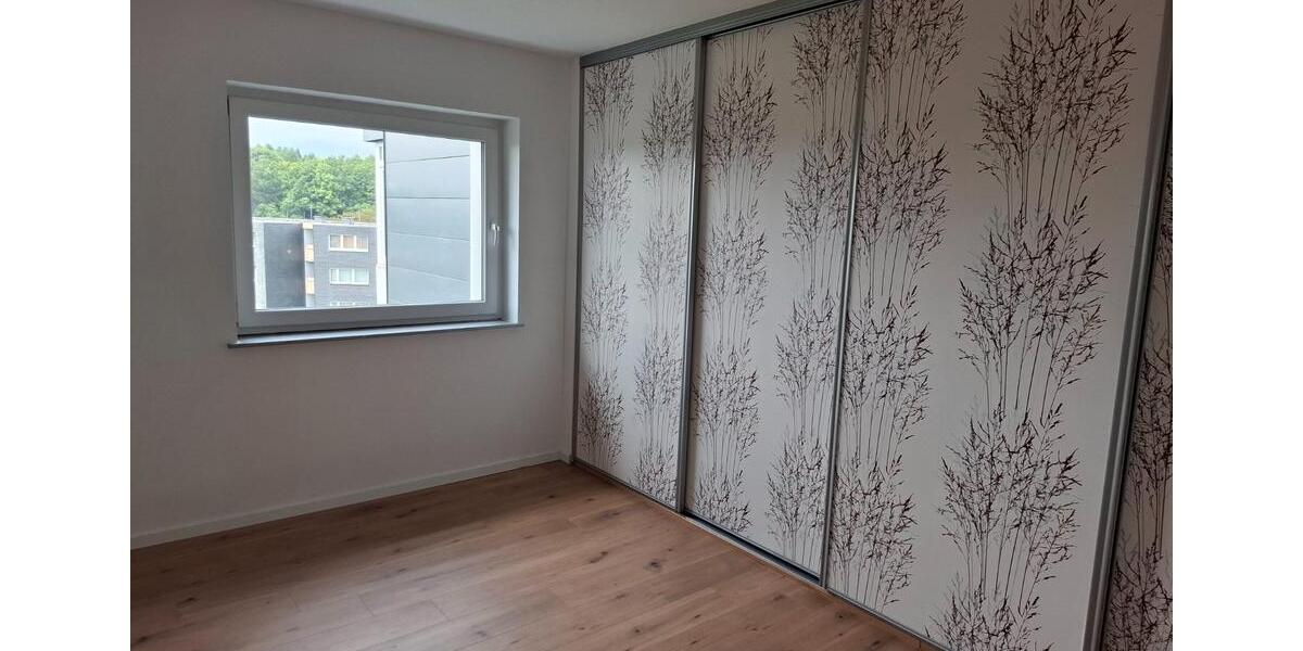 Etagenwohnung Wuppertal Gemarkung Ronsdorf - 3 Zimmer, 80 m&sup2;, 900&euro; | Angebot:26462847