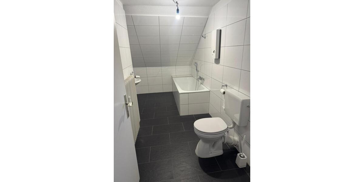 Dachgeschoßwohnung Bottrop Ebel - 2.5 Zimmer, 56 m&sup2;, 550&euro; | Angebot:25484216