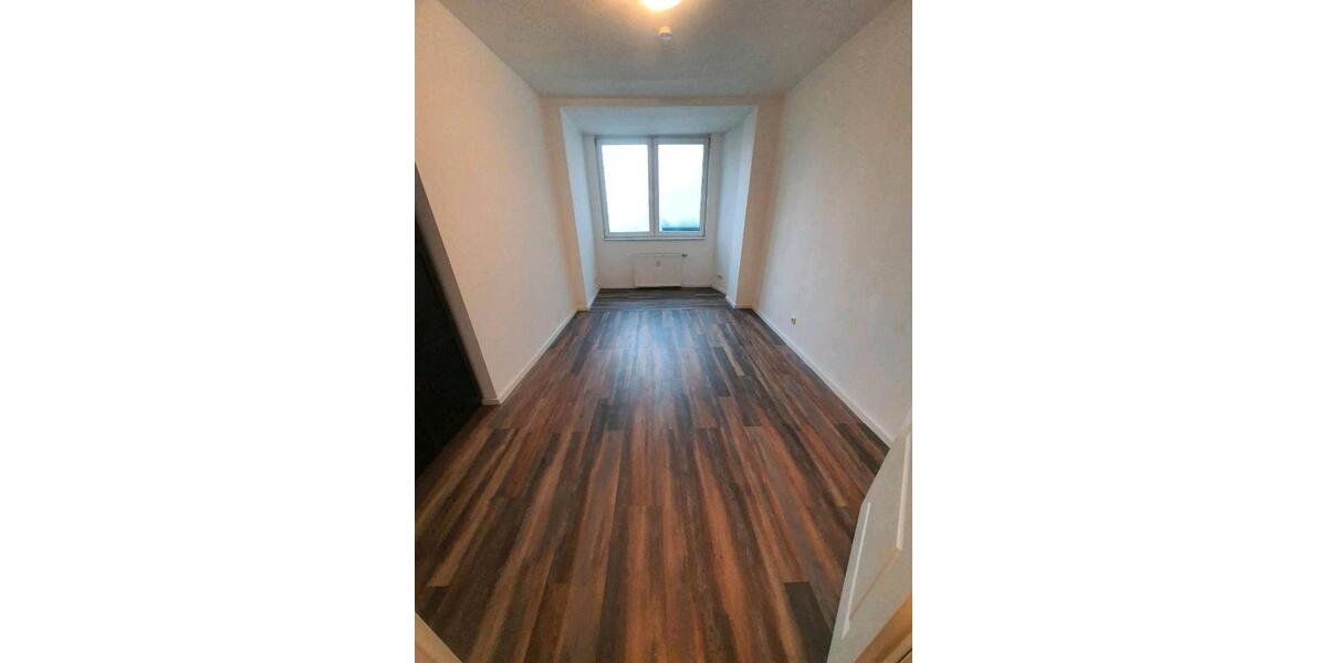 Etagenwohnung Essen Stadtbezirk III - 5 Zimmer, 134 m&sup2;, 1.480&euro; | Angebot:25933982