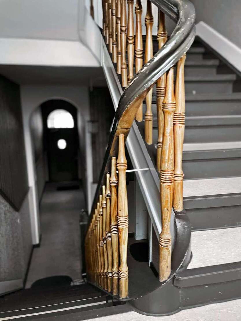 Haus zum Kaufen in Düsseldorf 3.000.000 € 500 m² 20 zimmer