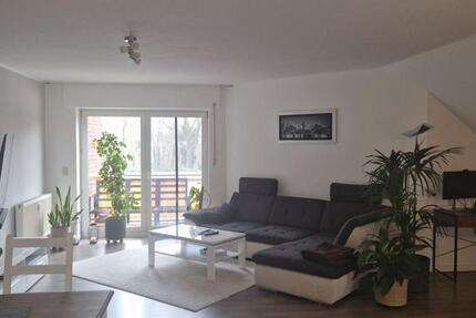 2 Zimmer DG-Wohnung in Voerde-Friedrichsfeld, ca. 77 qm zimmer