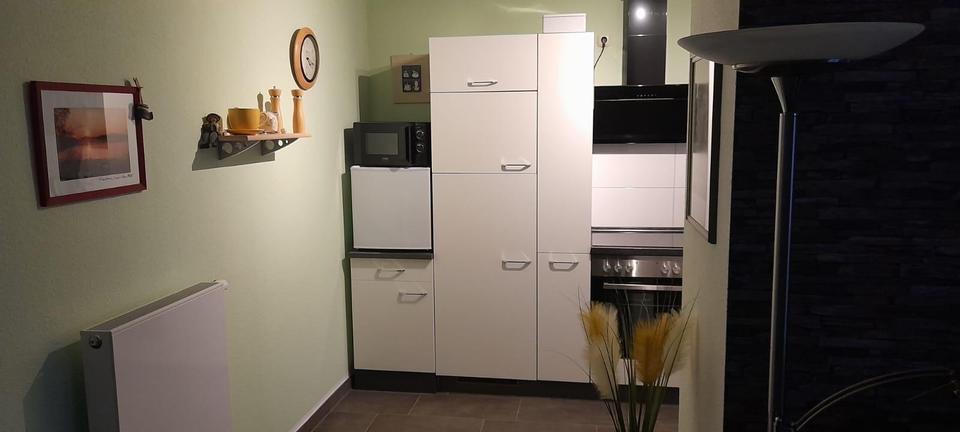 Etagenwohnung Gelsenkirchen Ückendorf - 2 Zimmer, 72 m&sup2;, 700&euro; | Angebot:25236290