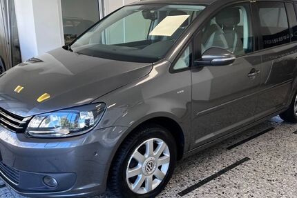 VW Touran 179.000 km 6.480 &euro; Recklinghausen 45657